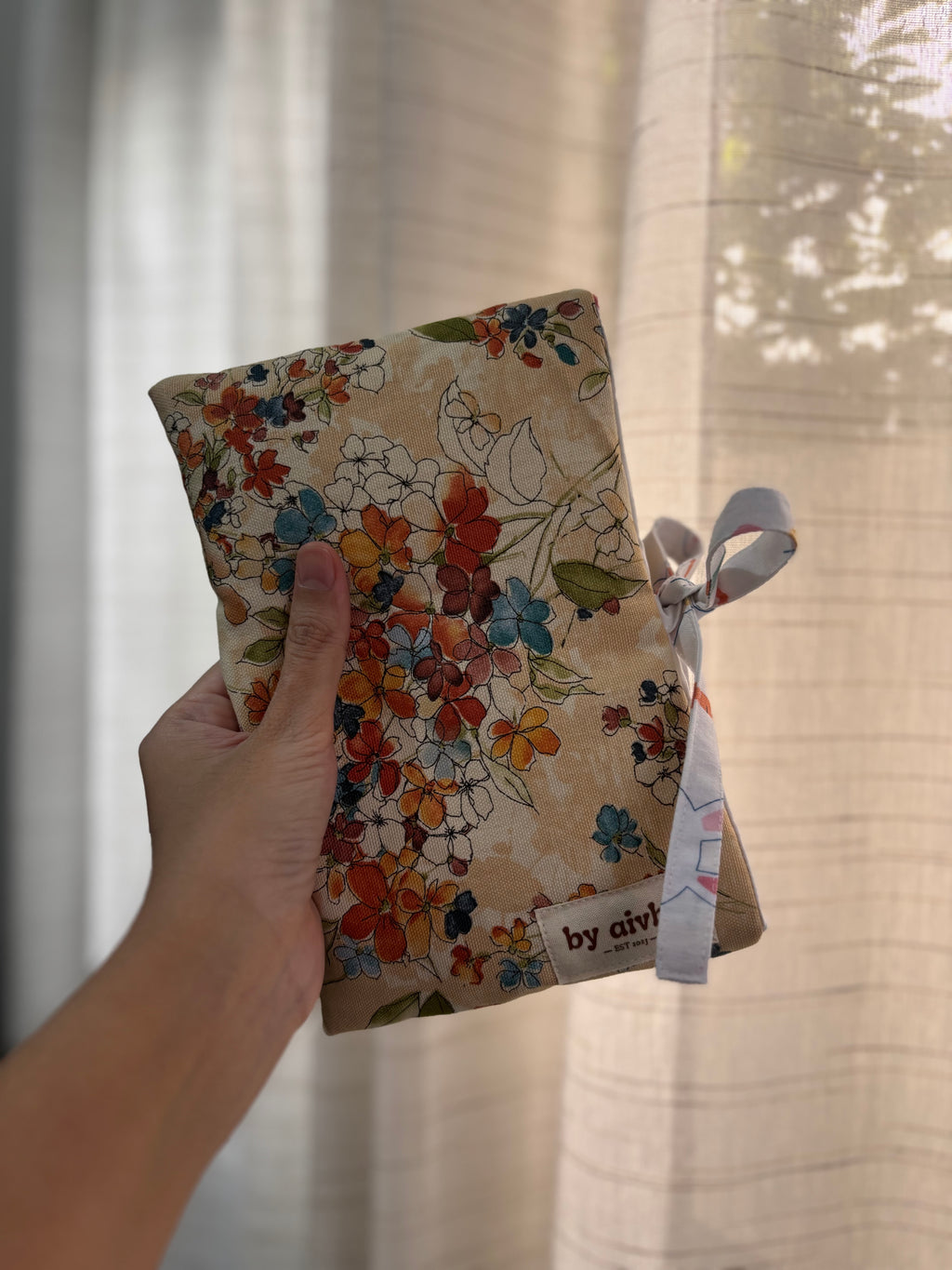 Painter’s Garden E-Reader Sleeve (Medium)