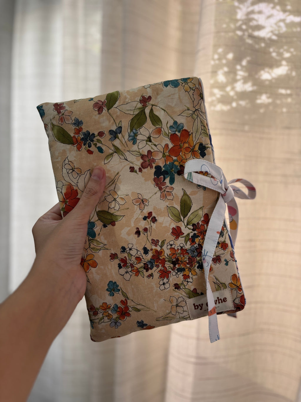 Painter’s Garden Book Sleeve (Extra Large)