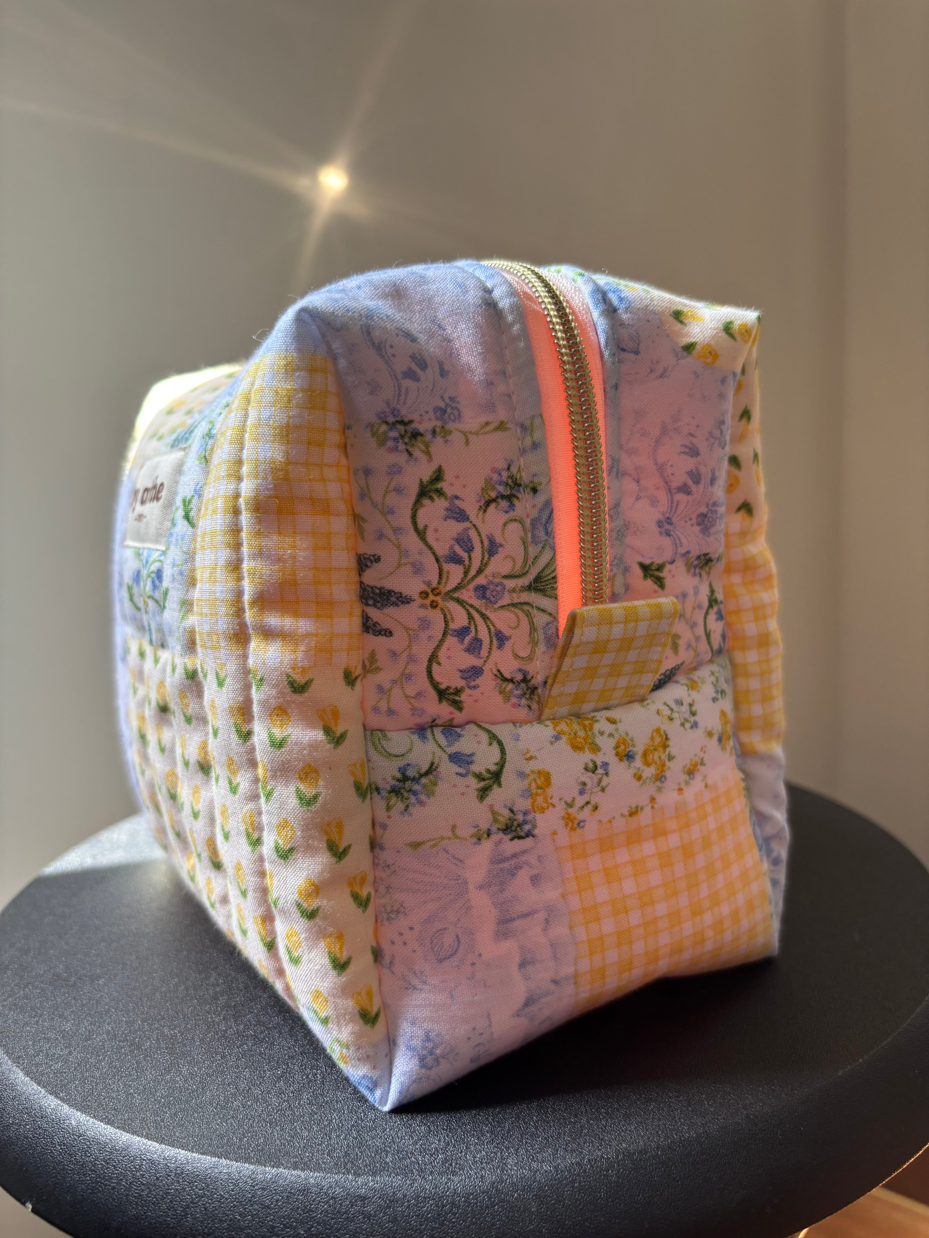 1990 Toiletry/Makeup Bag