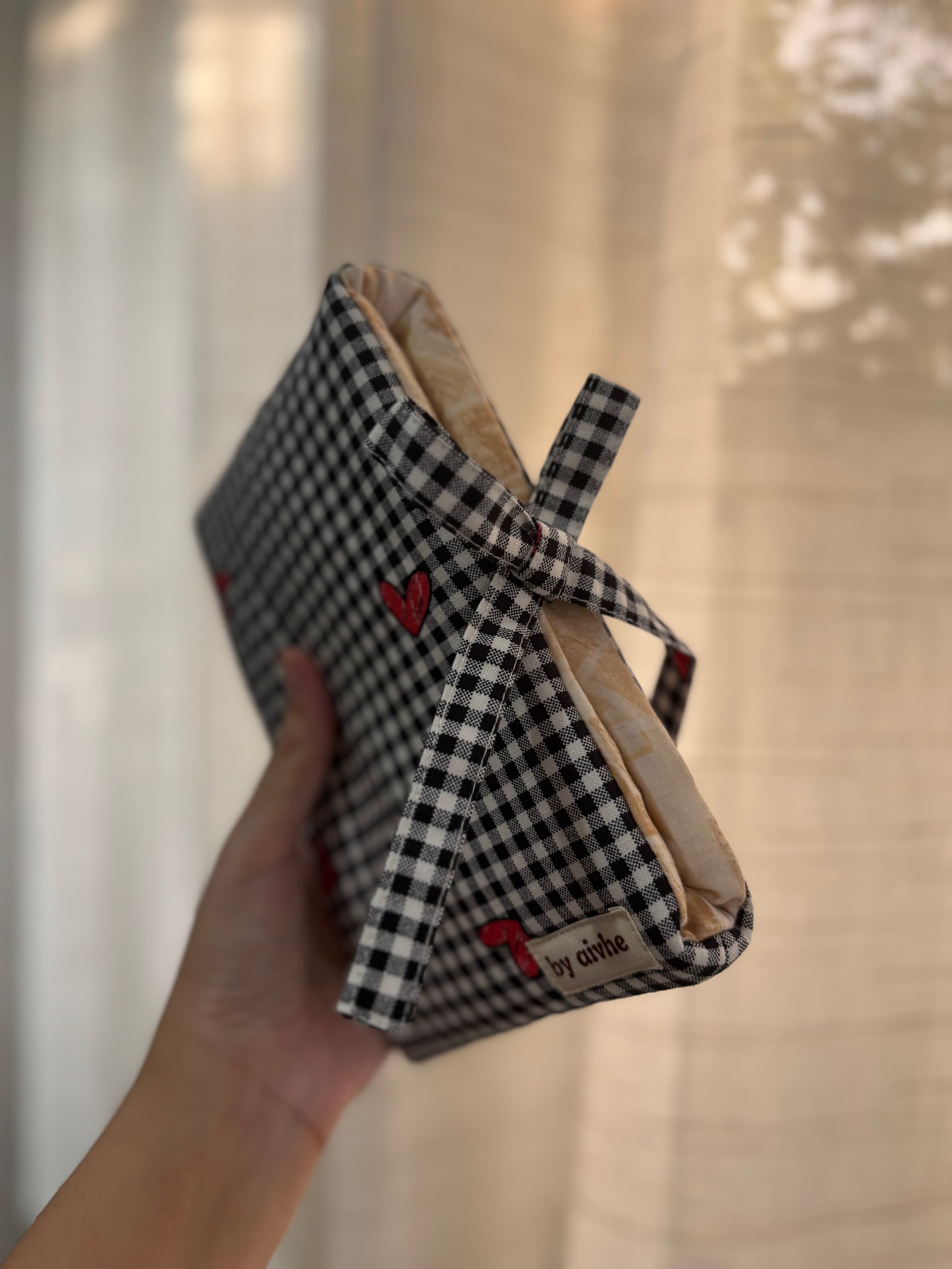 Heart & Hearth E-Reader Sleeve (Small)