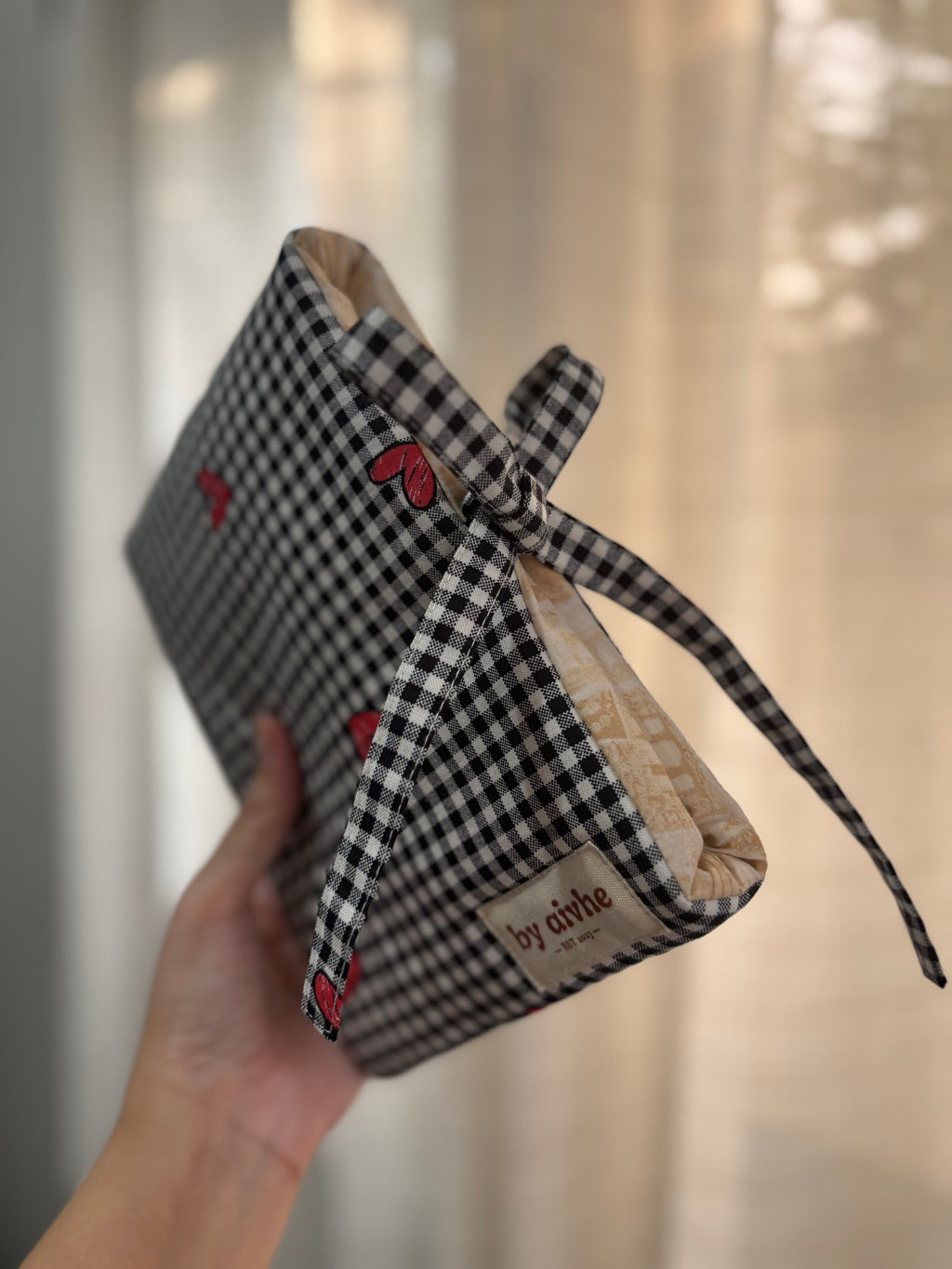 Heart & Hearth E-Reader Sleeve (Large)