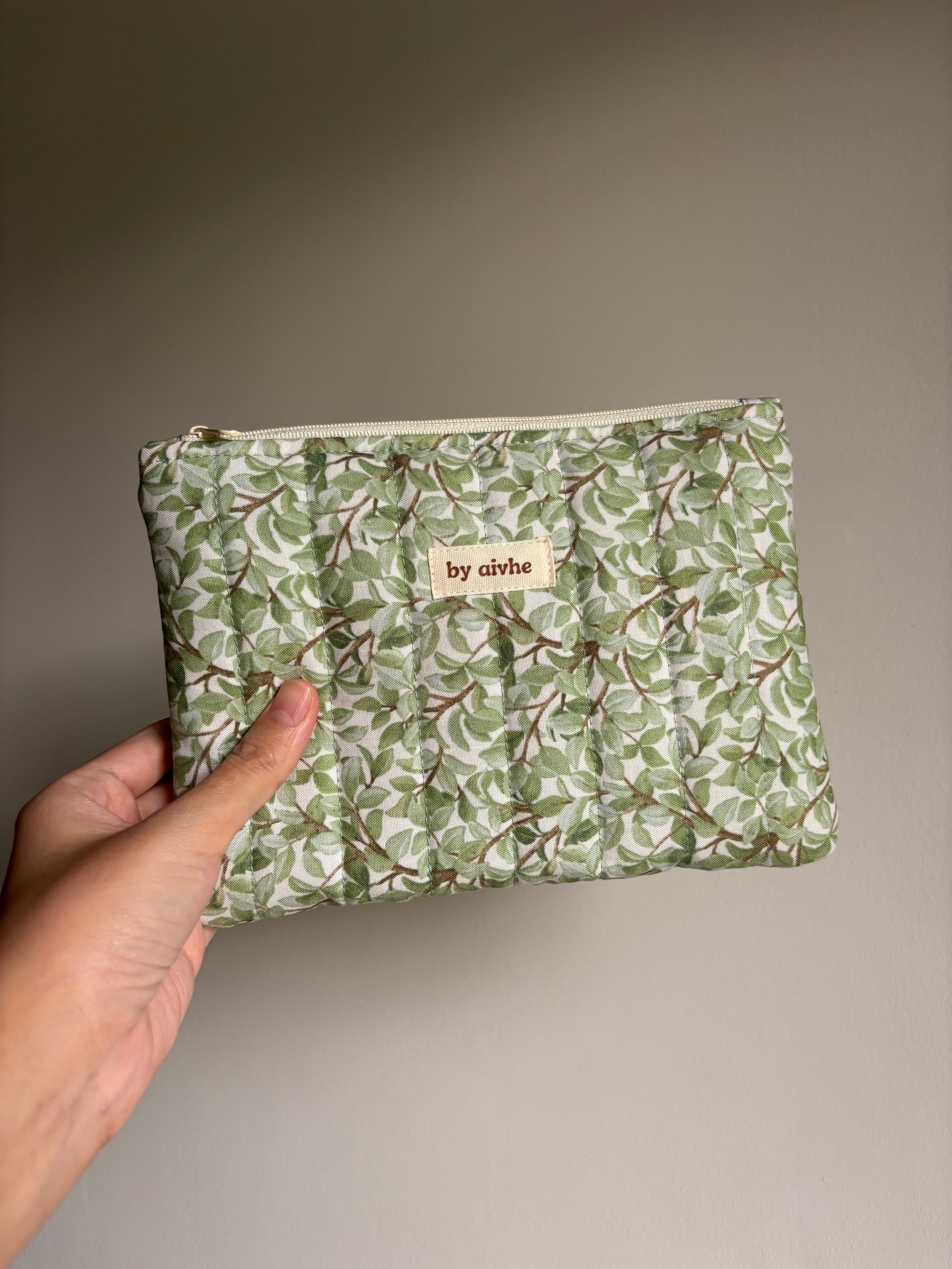 Tangled Vines Small Quilted Pouch