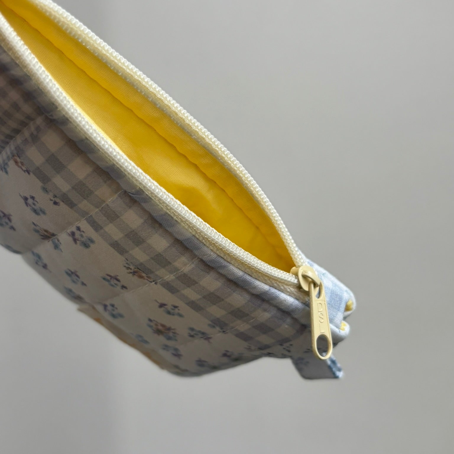 Hapag Everyday Purse