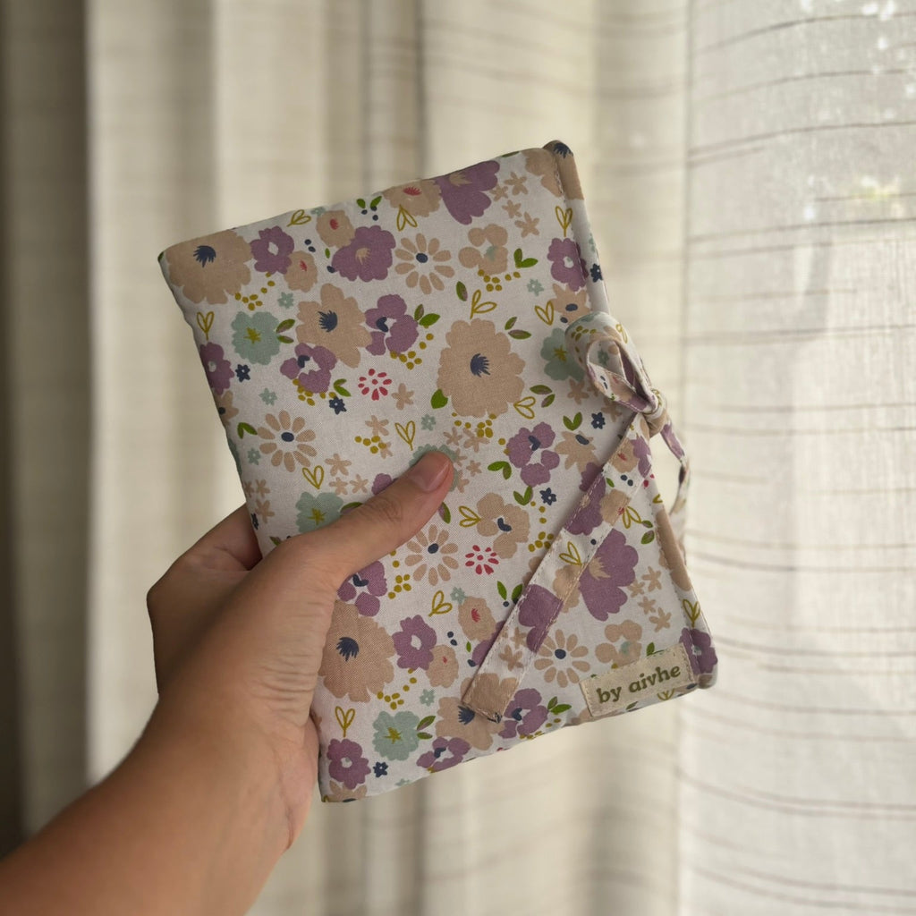 Yakap Kindle Sleeve (Small)