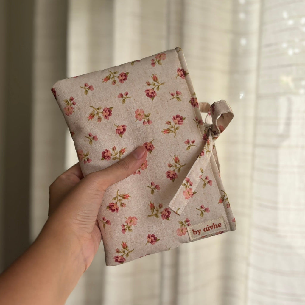 Tahanan Kindle Sleeve (Small)